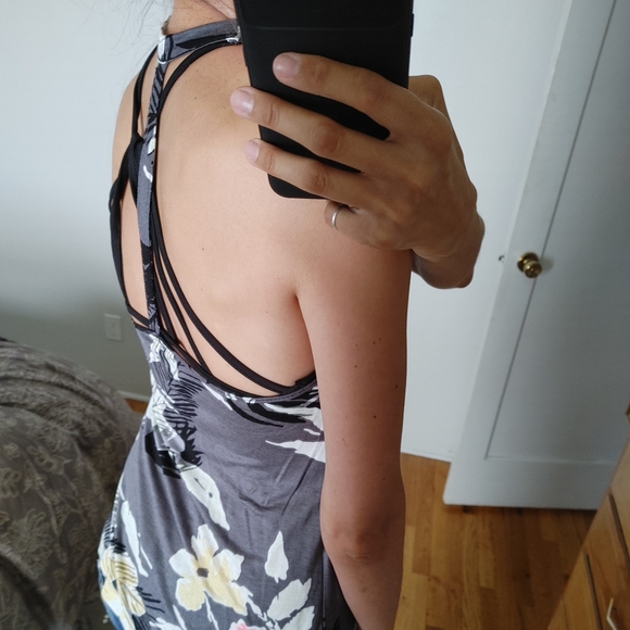 Like New Ecoté UO Tropical Print Tank Top Sz XS - Picture 6 of 9